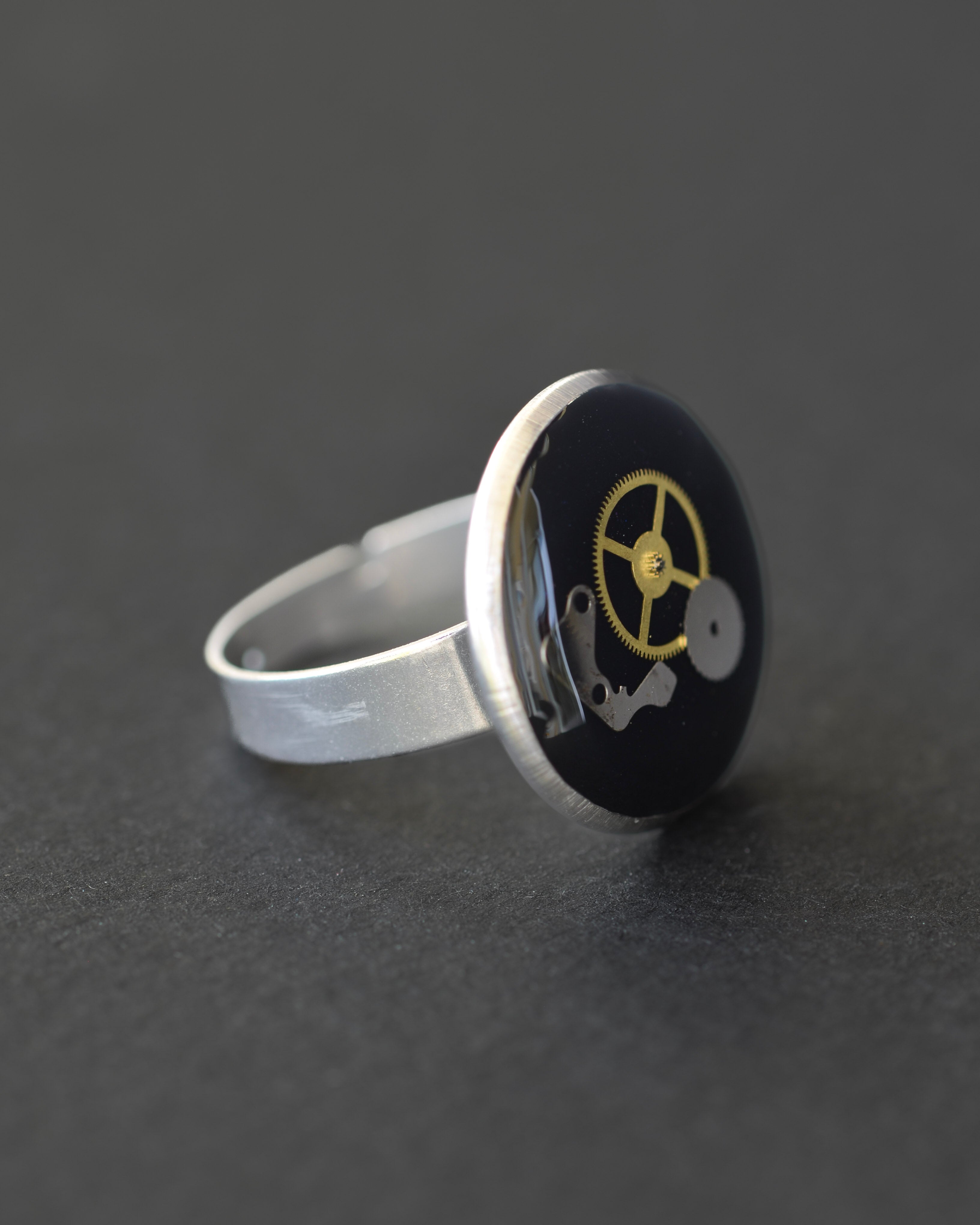 Inel Obsidian Wheel