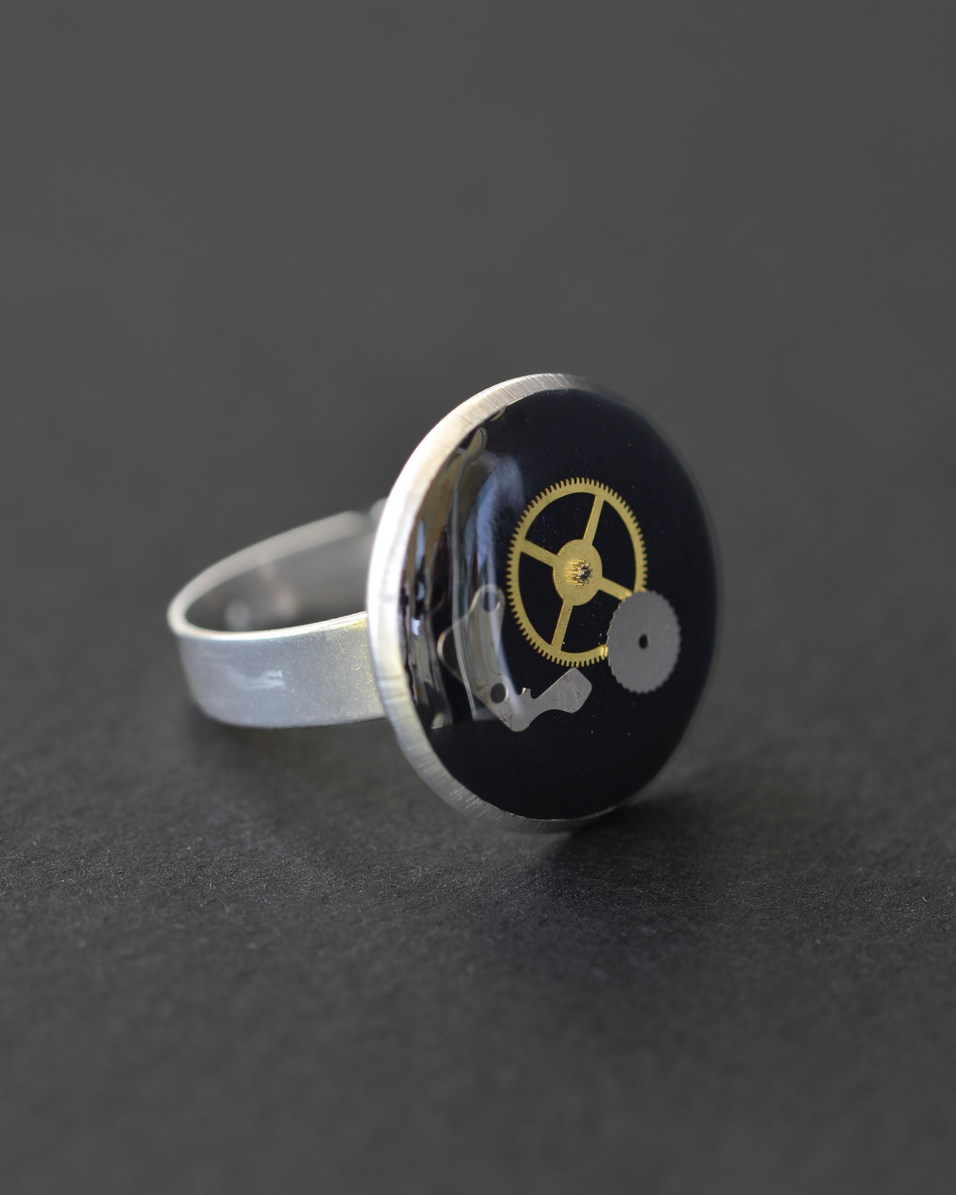Inel Obsidian Wheel