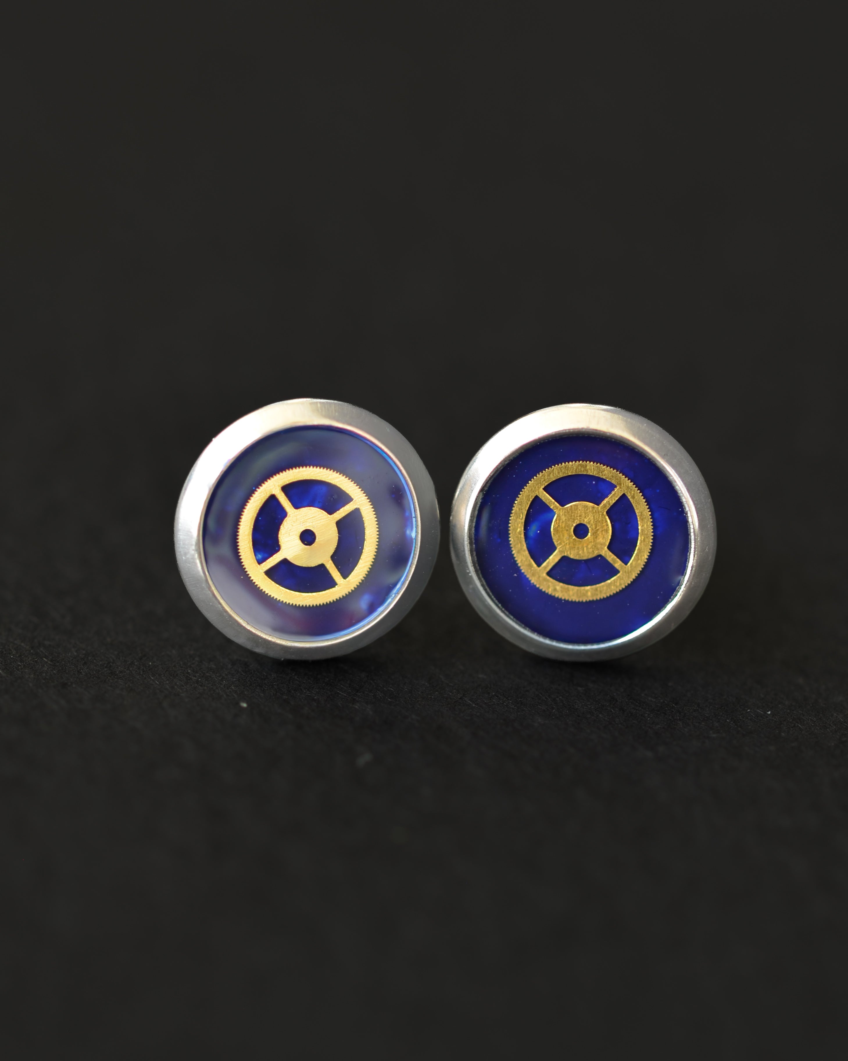 Cercei Hand-Painted Sapphire Wheel